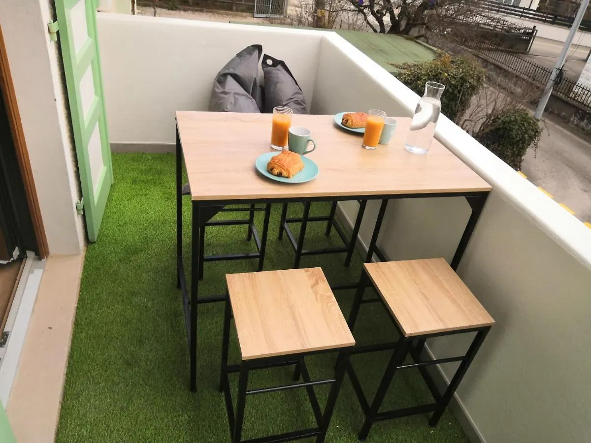 Superbe Loft Industriel - Casa Vostra - Caution 800 Eur & Id Requises - Gaillard Tram-Frontiere Apartment